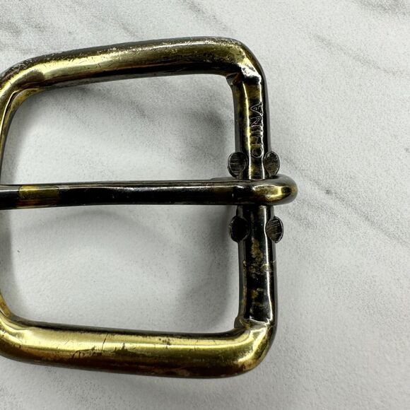 Rounded Simple Basic Belt Buckle - Picture 3 of 7